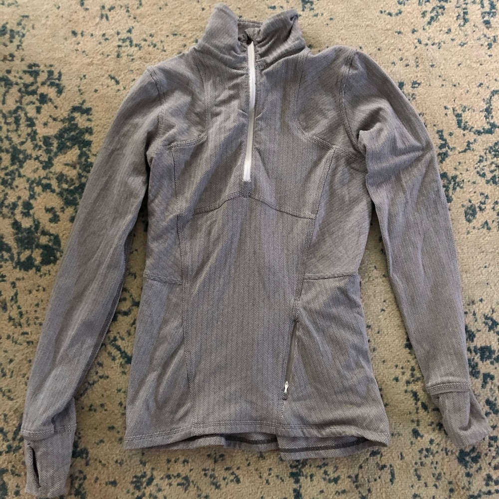 Lululemon 3/4 zip size 6